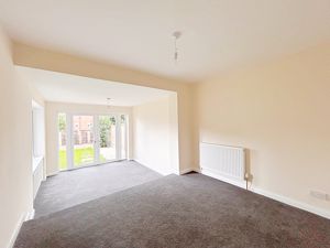 Dining/Family room- click for photo gallery